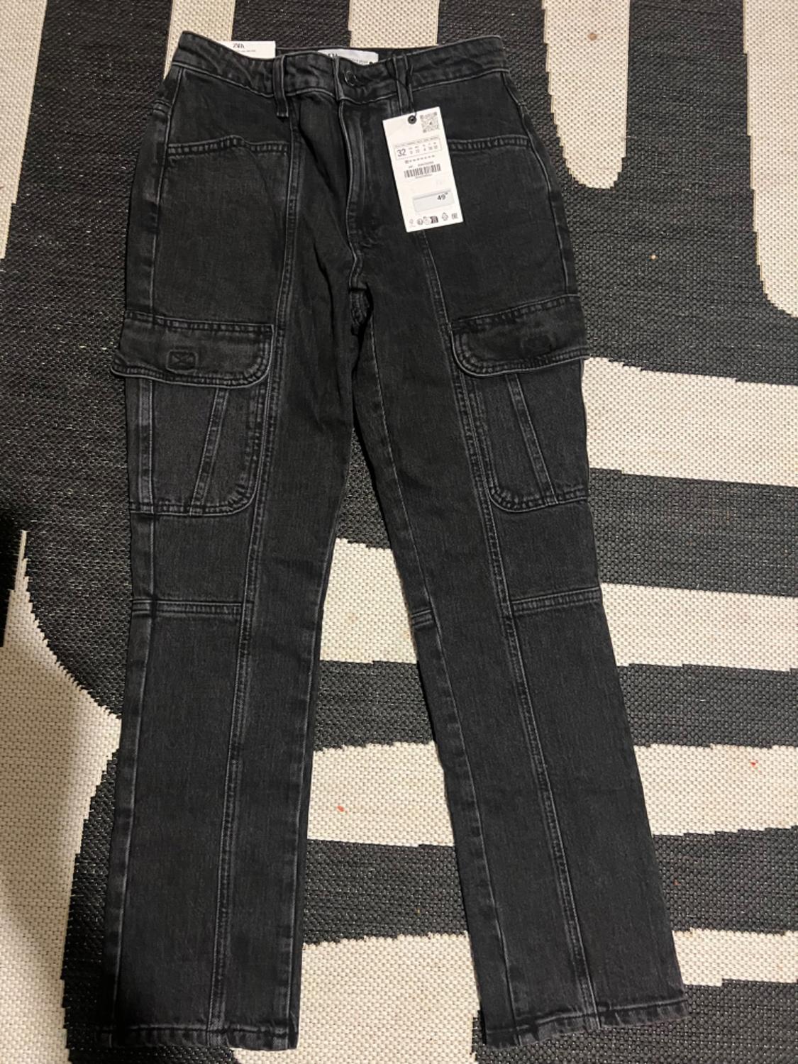 ZW SLIM FIT CARGO MID-RISE JEANS