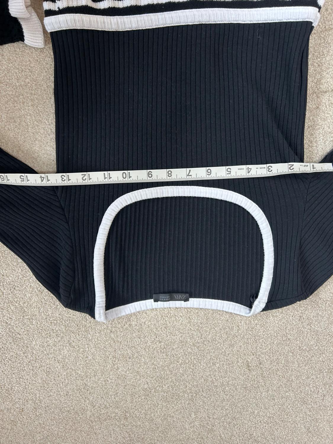 ZARA BLACK  WHITE RIBBED TOP - Image 4