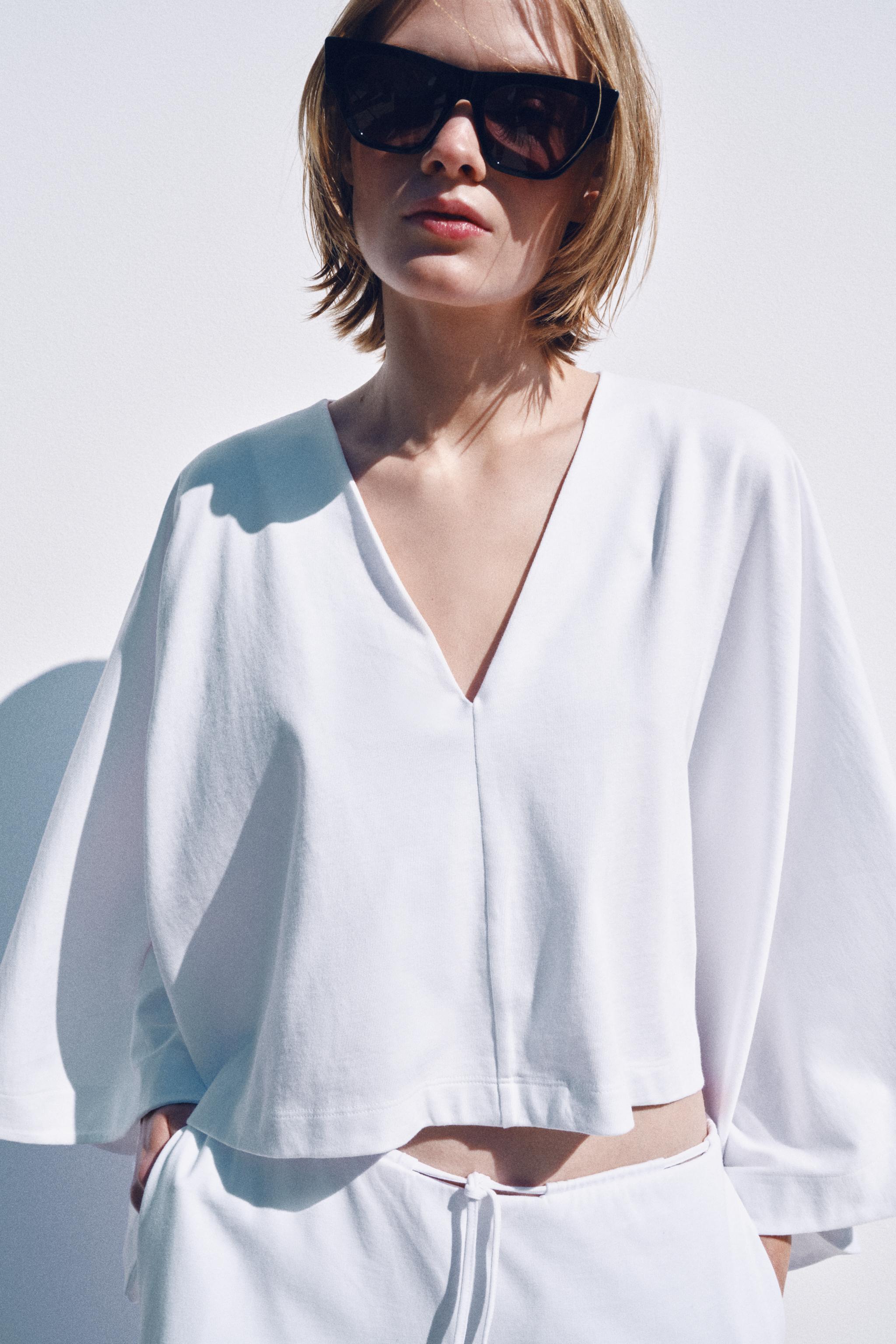 VOLUMINOUS HEAVY COTTON CAPE TOP