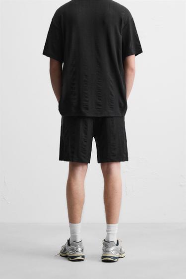 TEXTURED JOGGER BERMUDA SHORTS - Black by Zara - Image 2