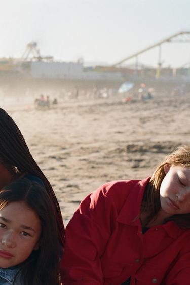 XHAKETË SARZH E THJESHTË - E kuqe nga Zara