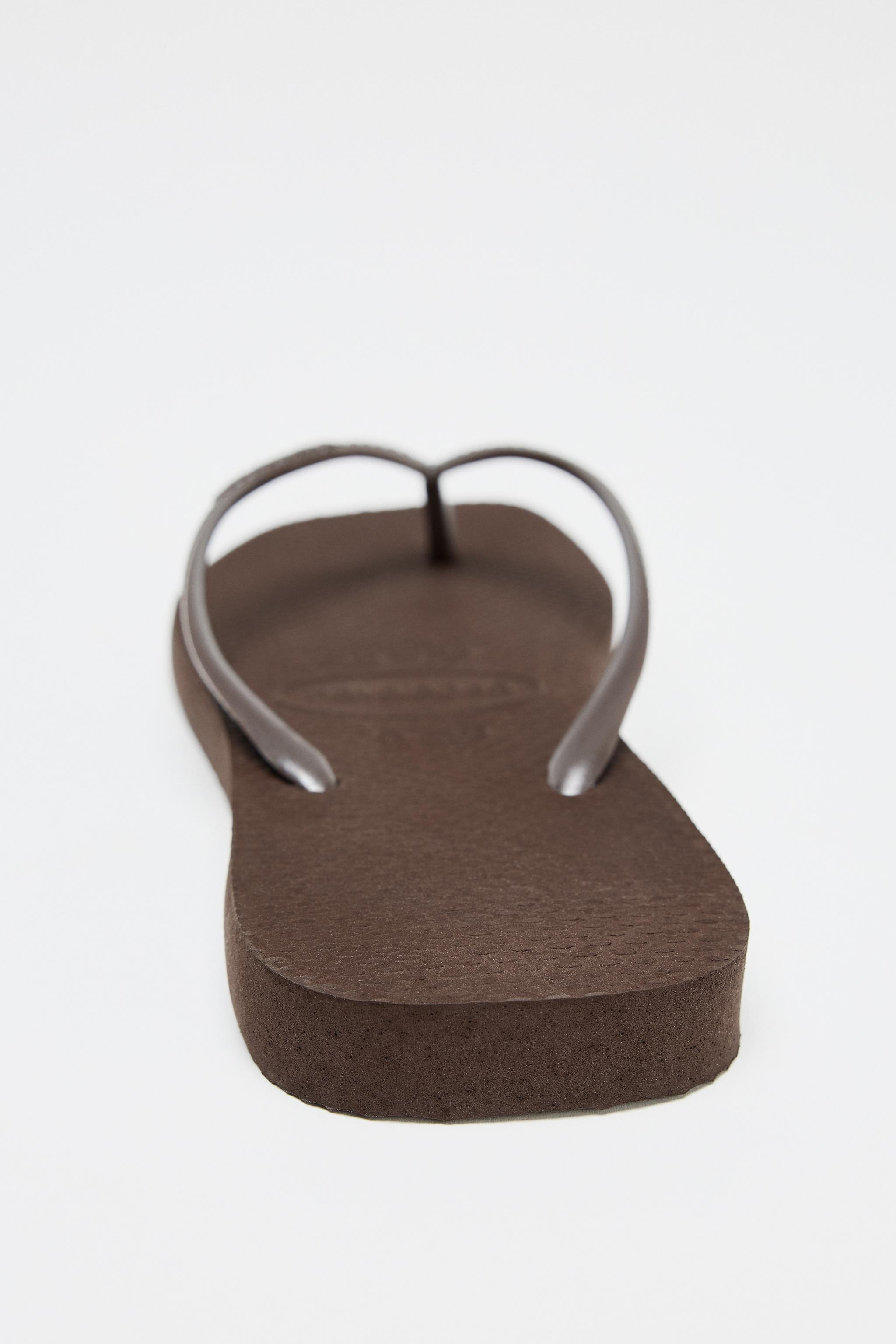 【ZARA】HAVAIANAS x ZARA サンダル 5950/510/704 HAVAIANAS ® x ZARA サンダル - ブラウン | ZARA Japan / 日本