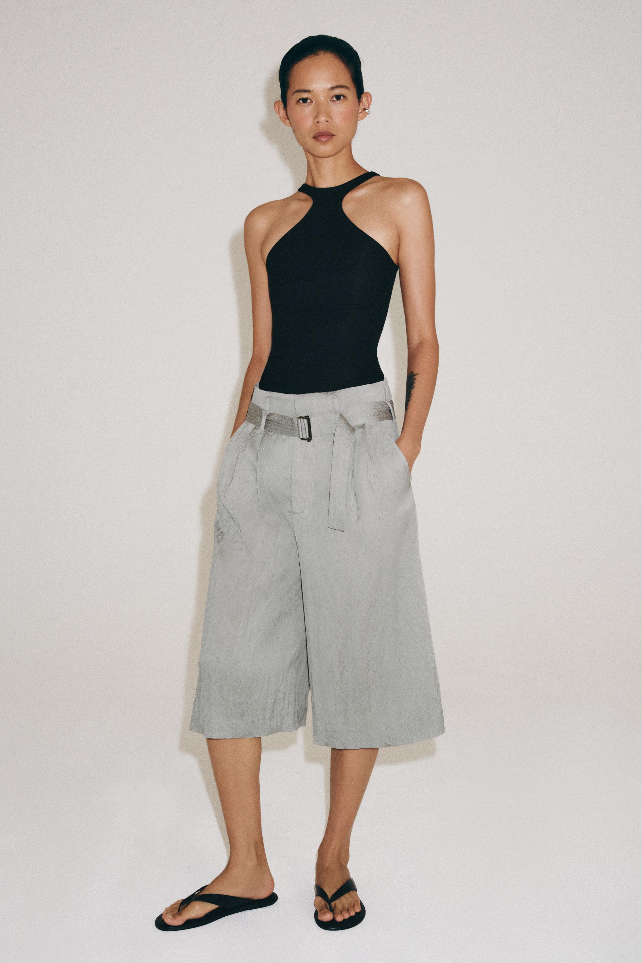 COTTON HALTER TOP — Black