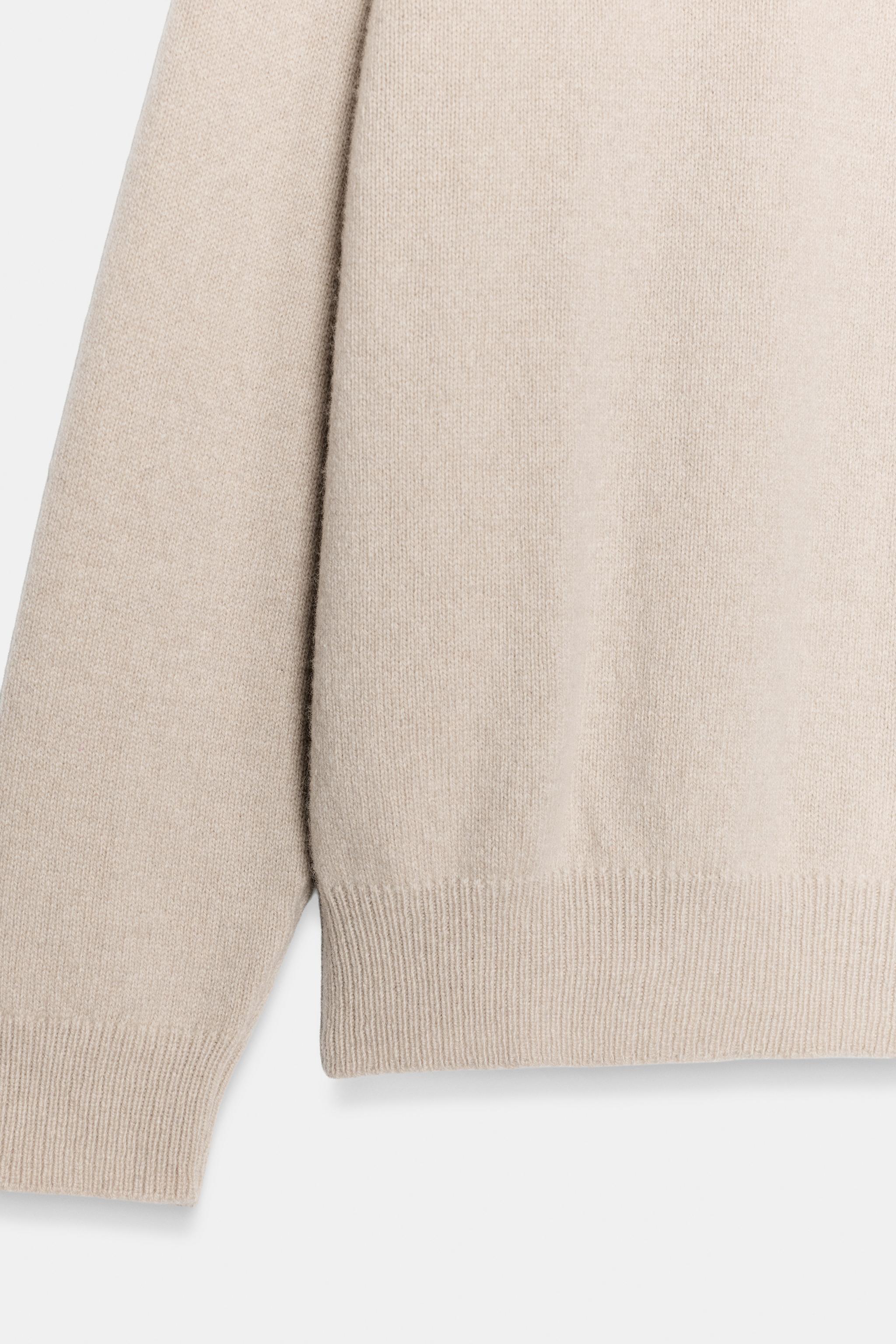 BASIC CASHMERE AND WOOL SWEATER