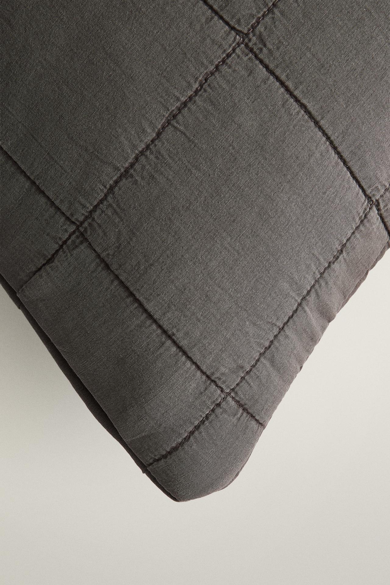 COTTON PERCALE SQUARE THROW PILLOW COVER (180 THREAD COUNT) — Dark gray