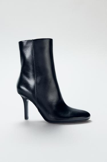 BOTÍN TACÓN PIEL - Negro de Zara