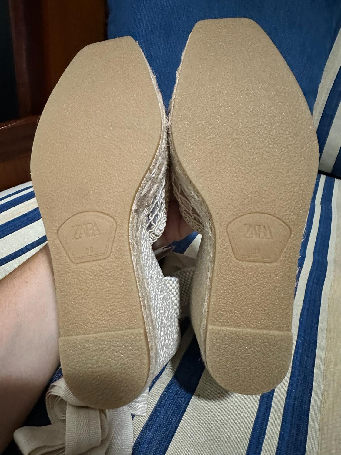 WOVEN WEDGE SANDALS - Image 5