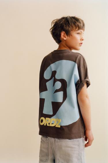 CAMISETA ESTAMAPADO LOGO - Marrón de Zara