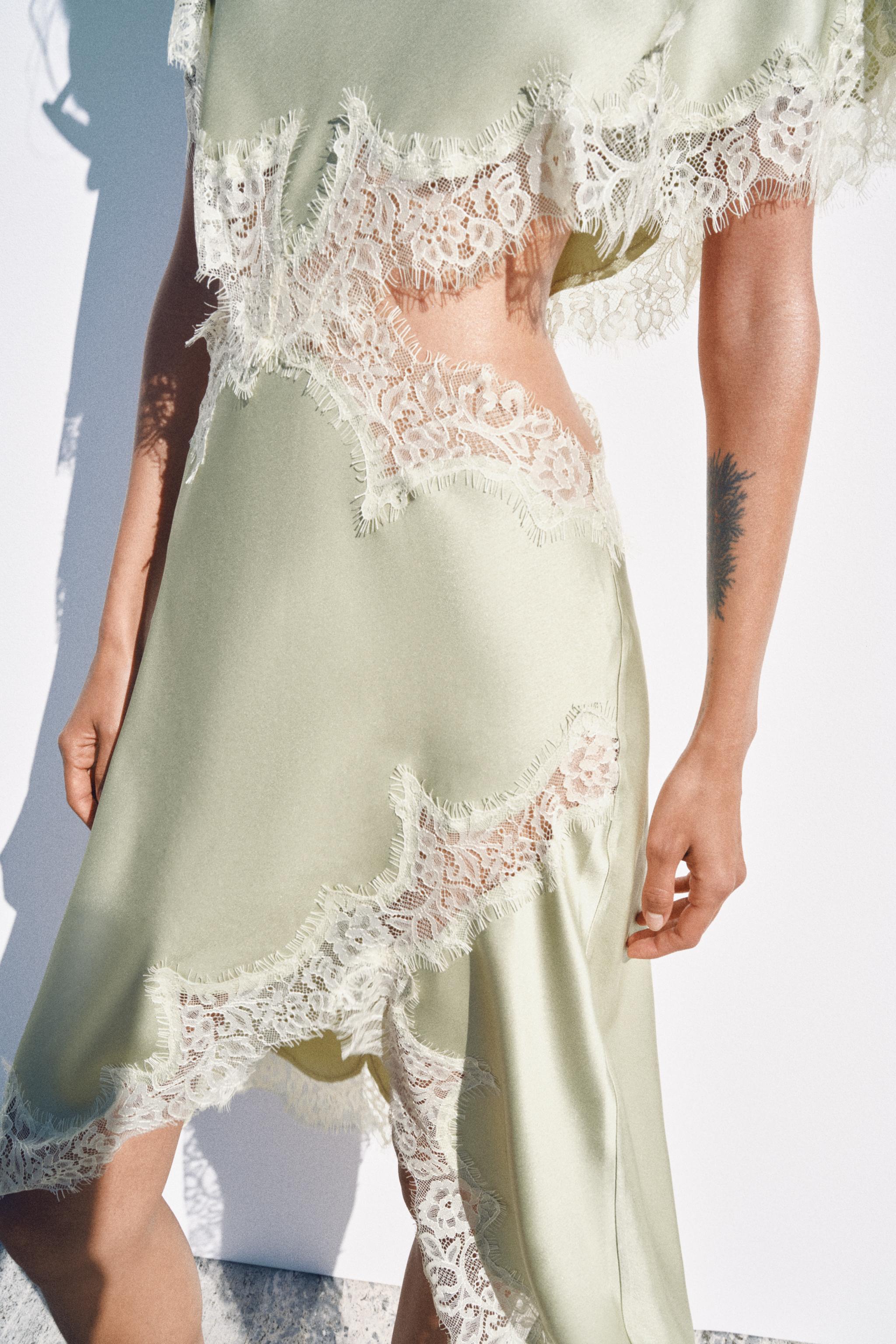 ZW COLLECTION CUT OUT LACE DRESS