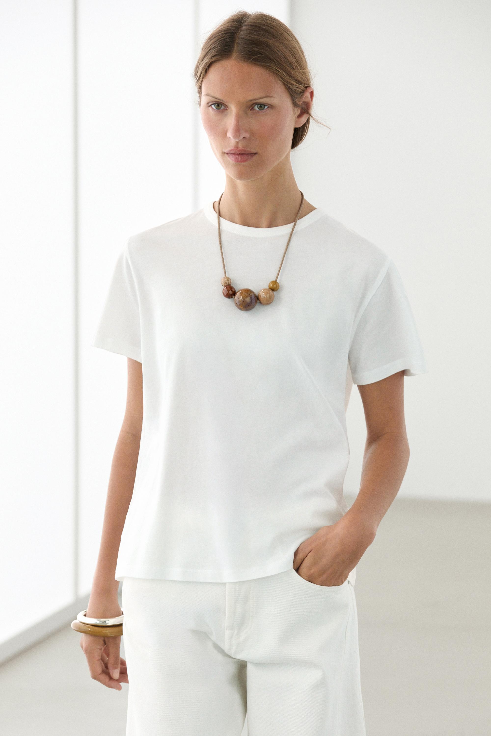 100% cotton short-sleeve T-shirt — Oyster-white
