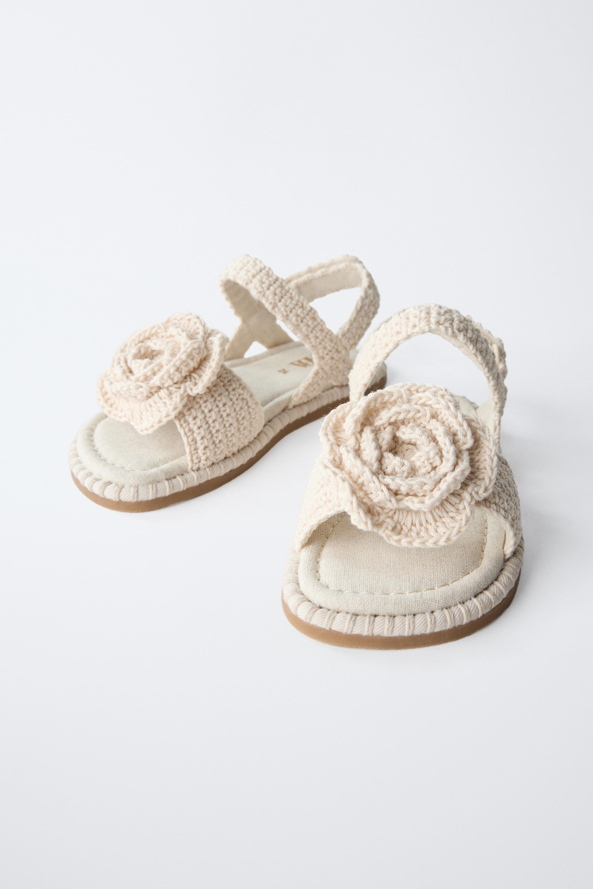 ☆ドイツ発*ZARA*新作*FLORALクロシェサンダルサンダル/BH☆ クロシェ編みフラワーサンダル - エクリュ | ZARA Japan / 日本