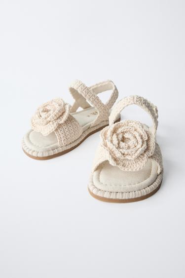 CROCHET FLOWER SANDALS - Ecru White by Zara