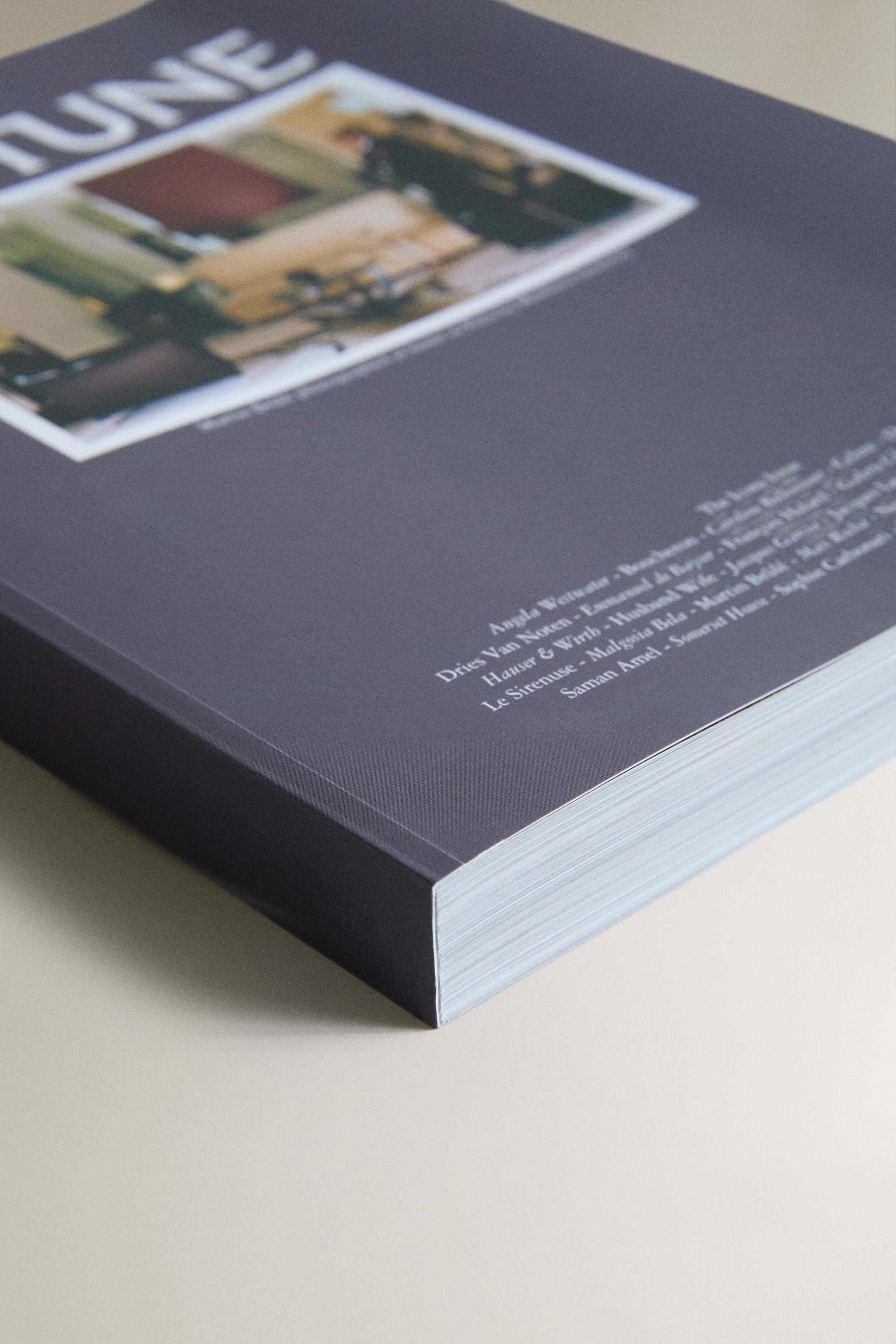 NEPTUNE MAGAZINE 2 — Purple