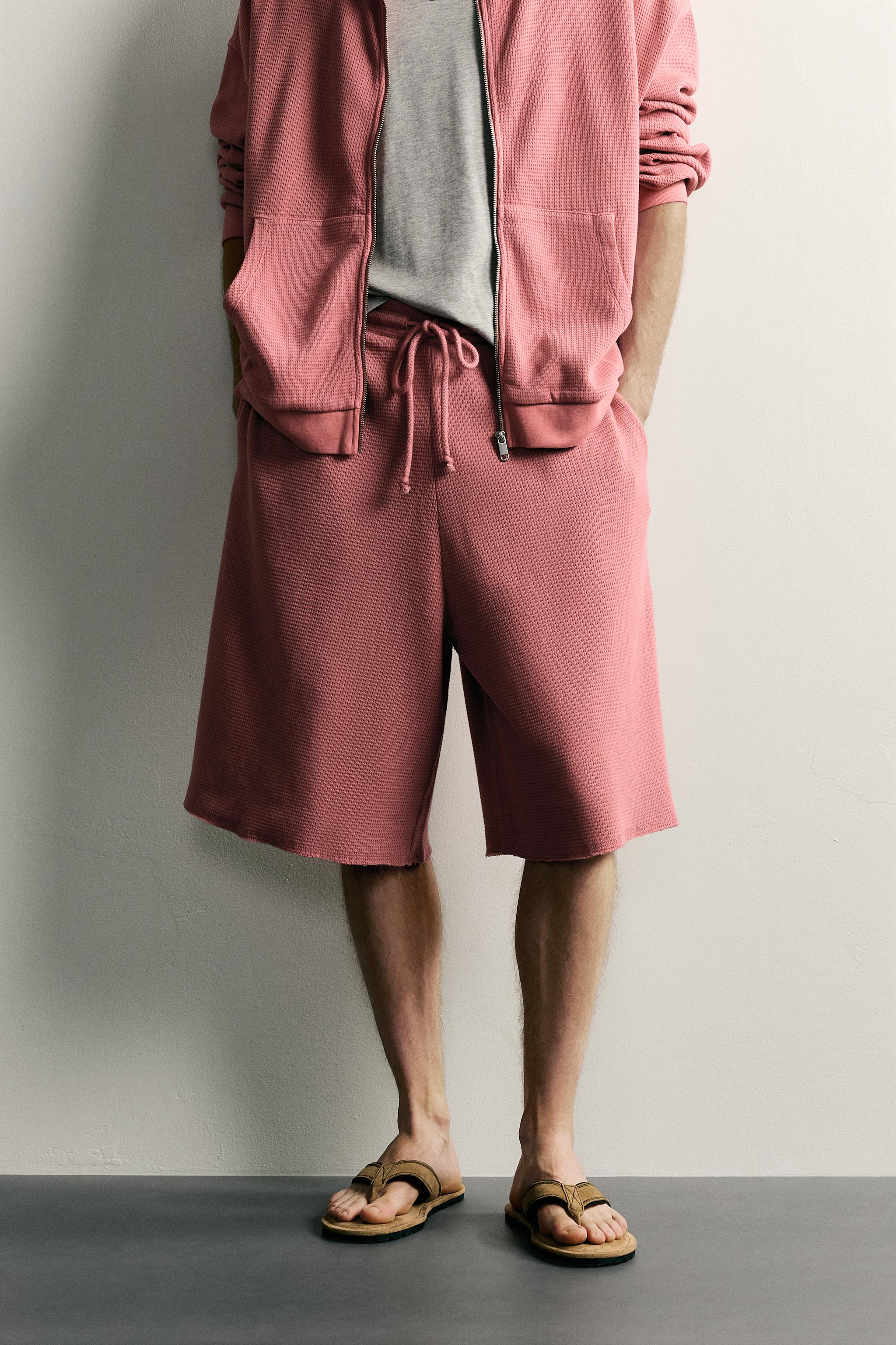 WASHED WAFFLE KNIT JOGGER SHORTS — Pink