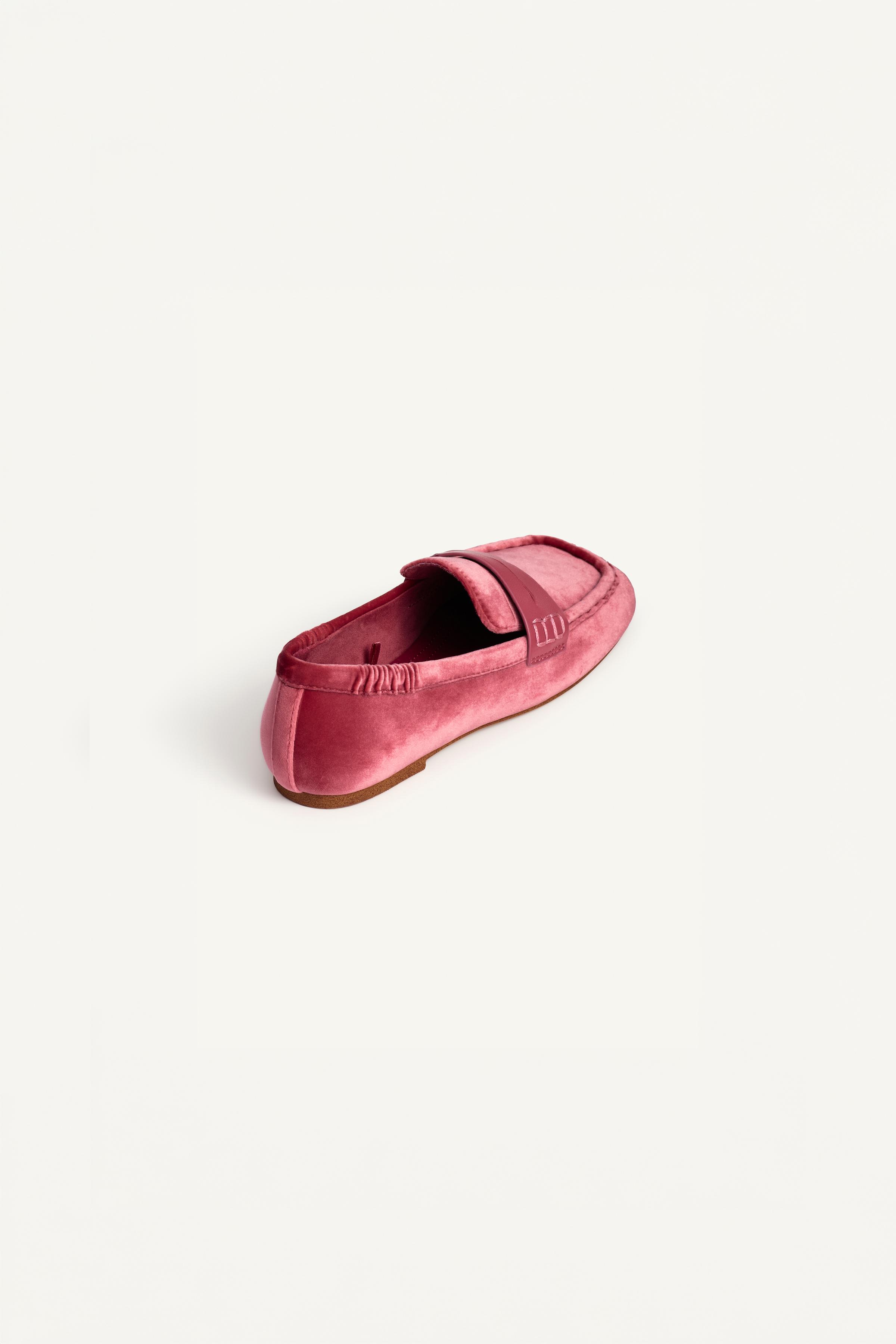 LIMITED EDITION VELVET LOAFERS