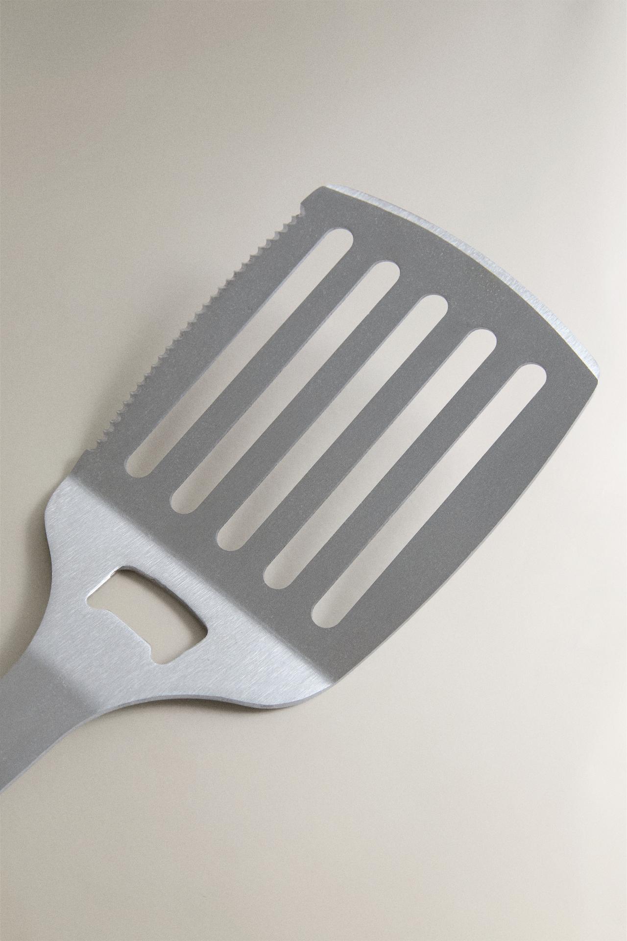 STAINLESS STEEL BARBECUE SPATULA — Steel