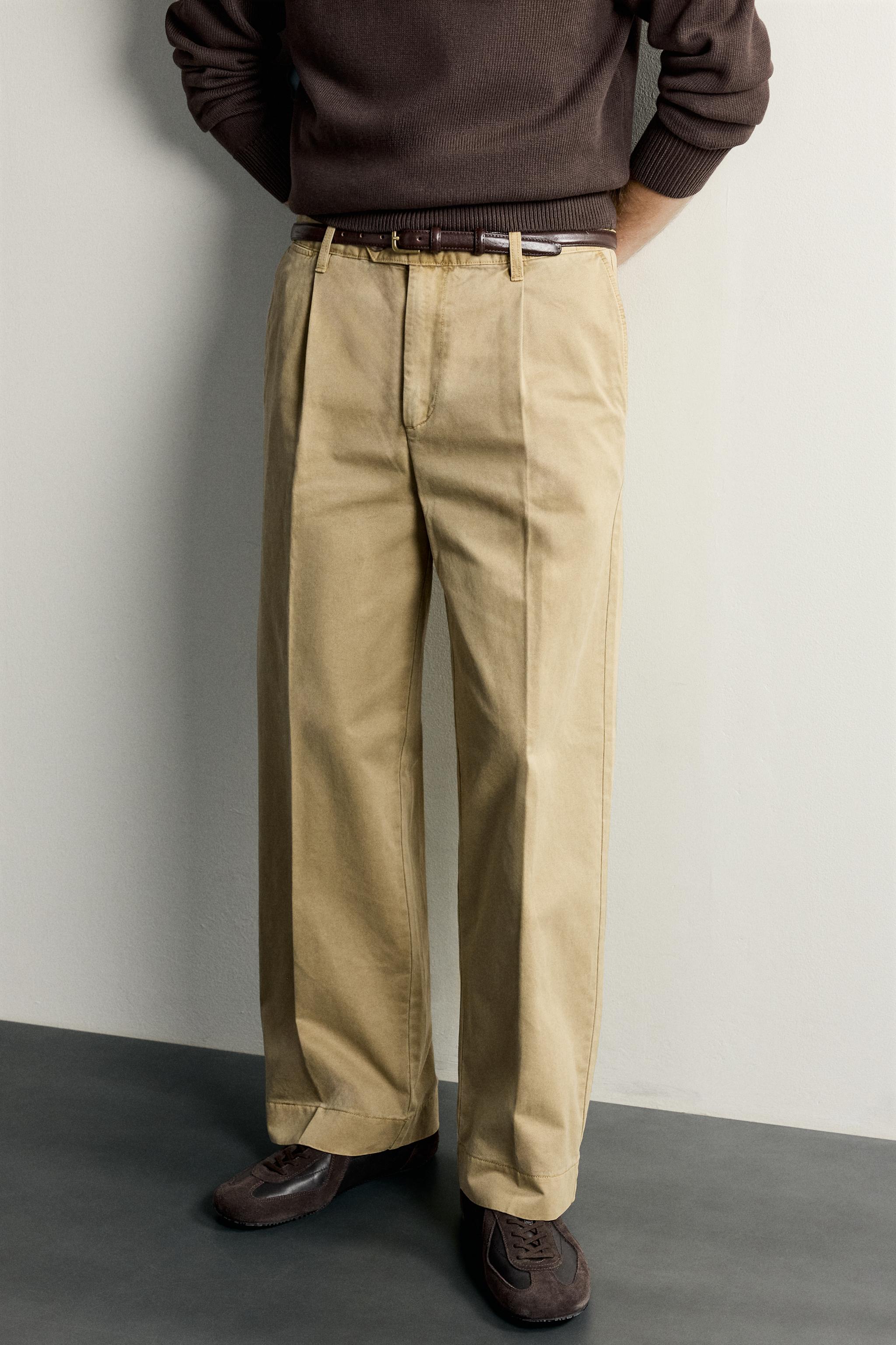 RELAXED FIT PLEATED CHINO PANTS
