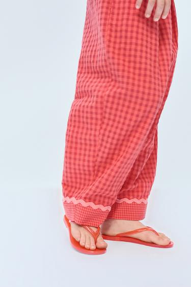BADE-PANTOLETTE - Rot von Zara