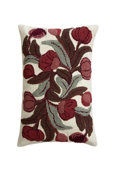 FLORAL TUFTING CUSHION COVER - Pink by Zara
