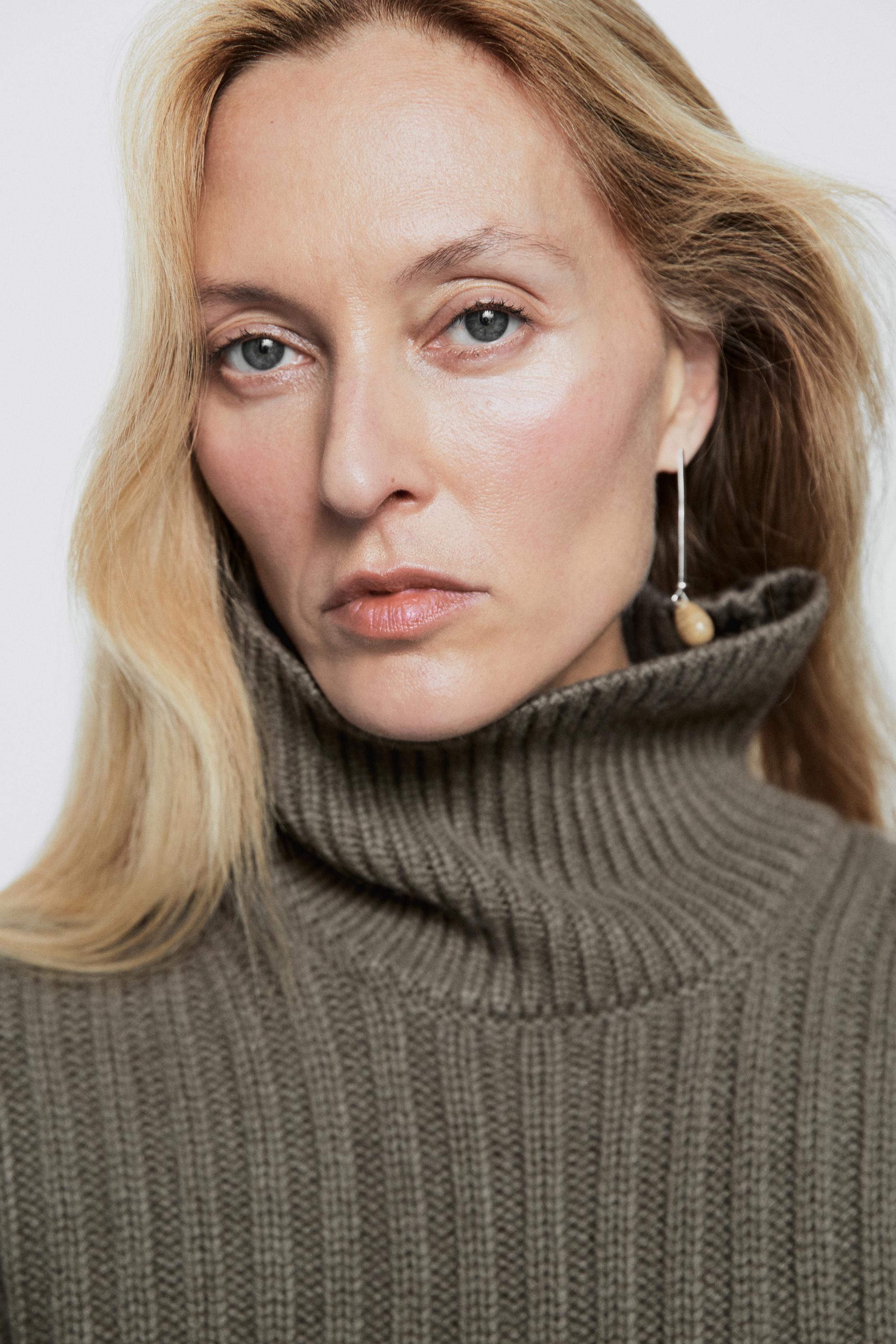 Cashmere wool ribbed knit sweater - LIMITED EDITION
