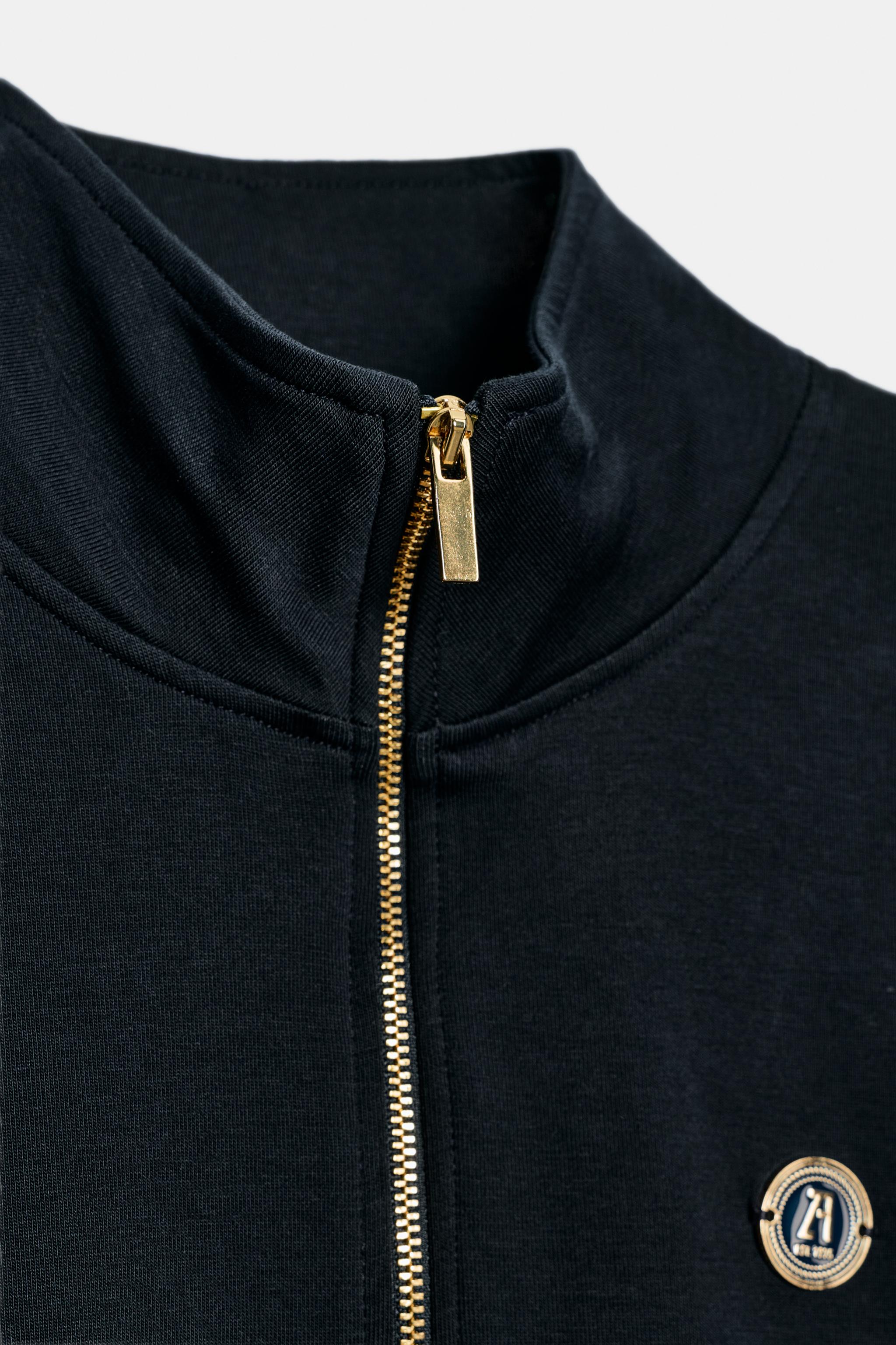ZA ZIP-UP SWEATSHIRT