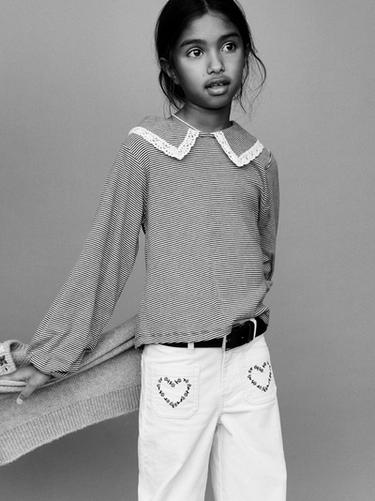 STRIPED T-SHIRT WITH PETER PAN COLLAR AND LACE TRIM - striped by Zara