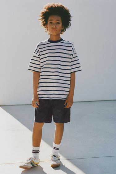 T-SHIRT HEAVY WEIGHT À RAYURES ÉTIQUETTE - rayures de Zara