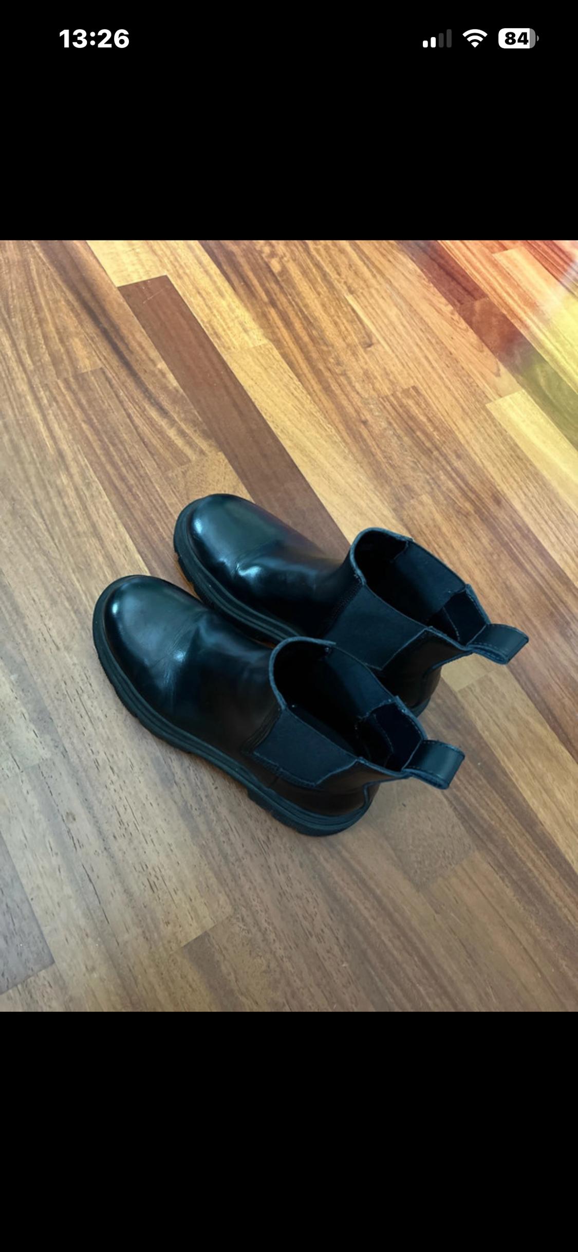 CHELSEA BOOTS - Image 5