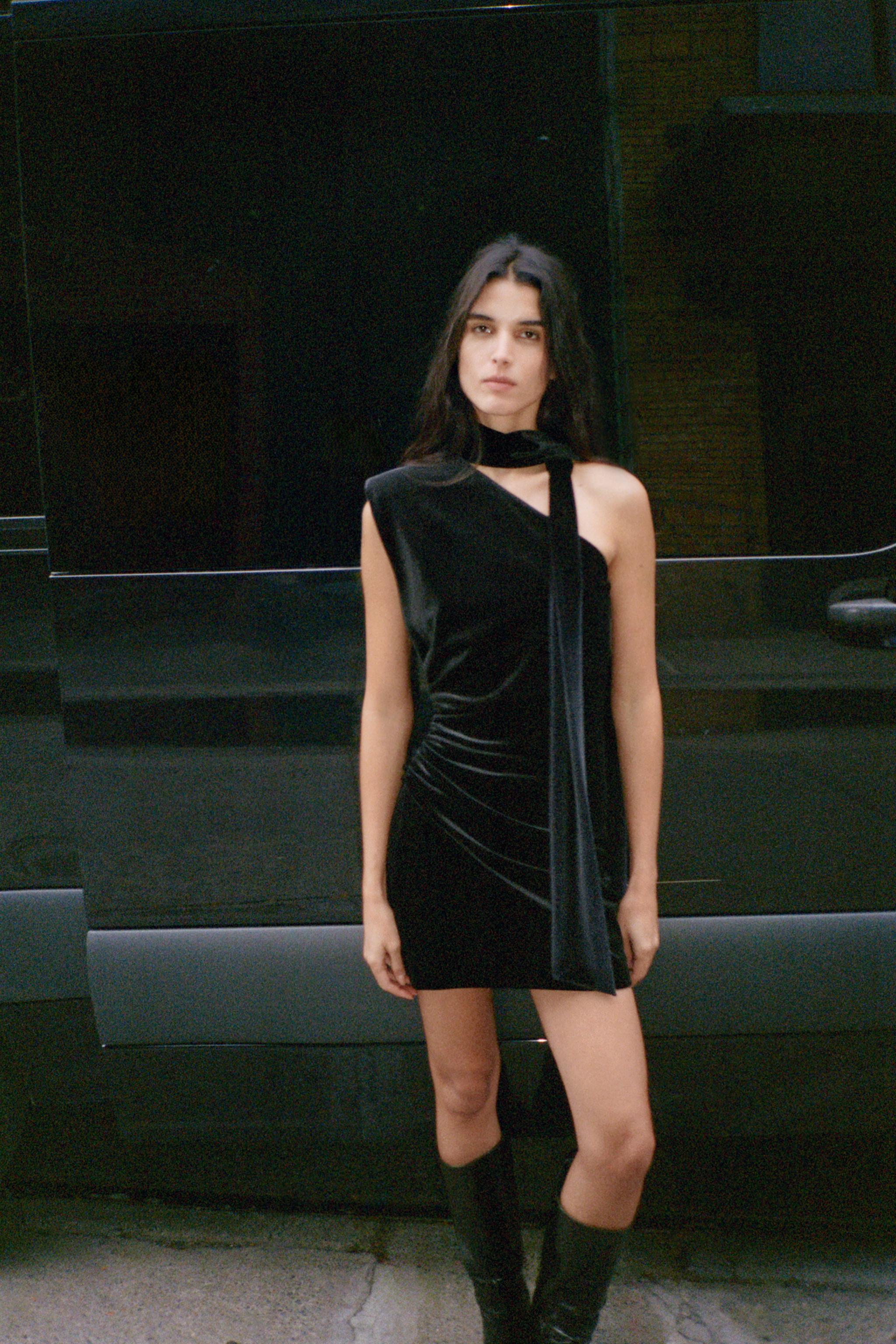 ベルベットスカーフ付きショート丈ワンピース - ブラック | ZARA