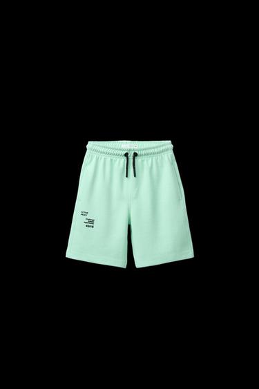 BERMUDA SPORTY TEXTO RELIEVE - Menta de Zara - Imagen 0