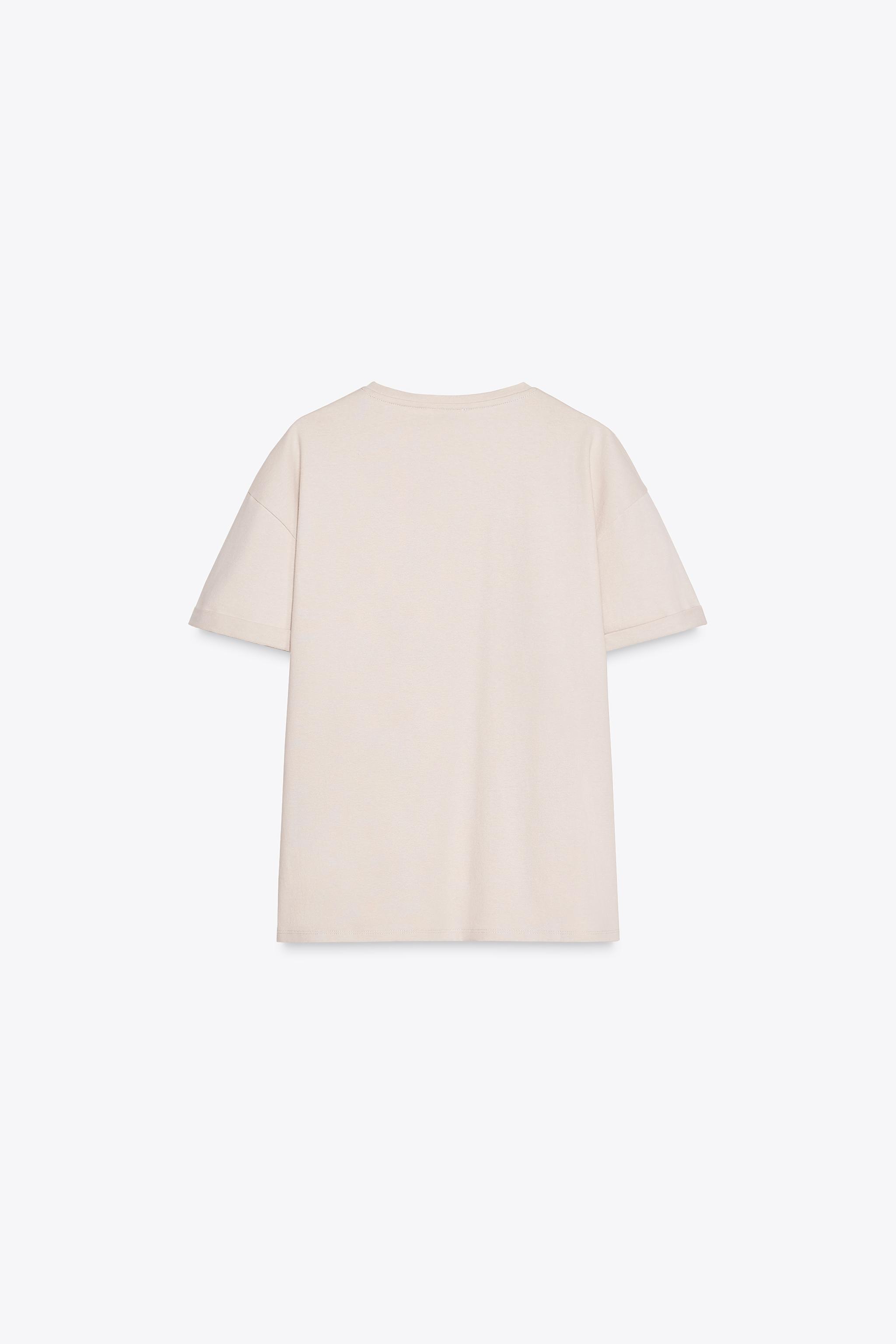 SHORT-SLEEVED T-SHIRT
