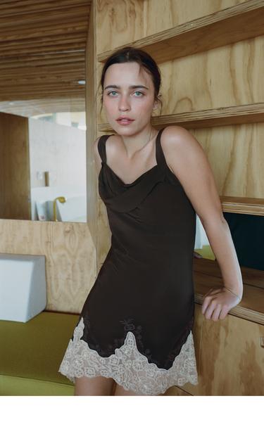 100% VISCOSE DRESS WITH EMBROIDERED LACE - Dark brown by Zara