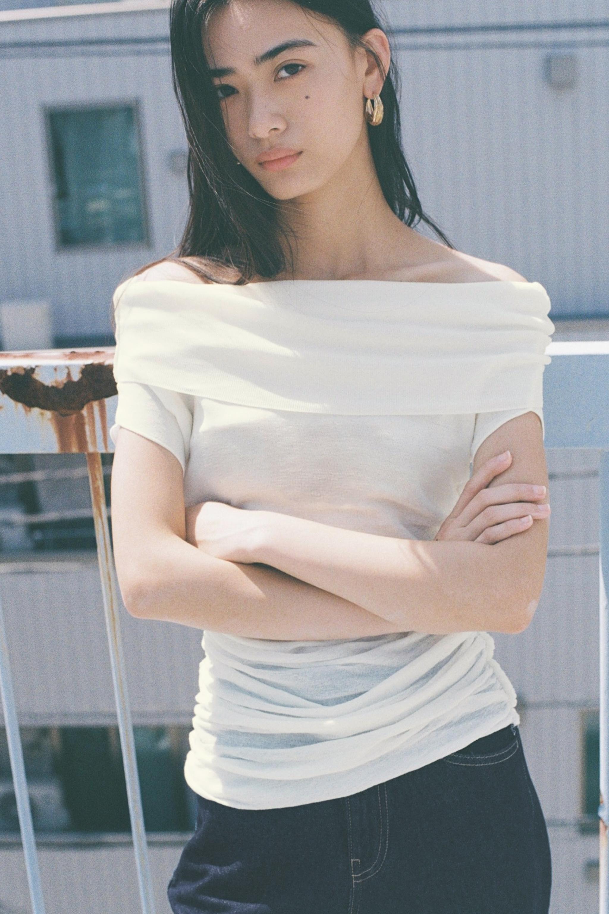 トップス – レディース | ZARA 日本