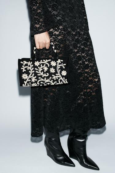 BOLSA CITY BORDADOS - Negro de Zara