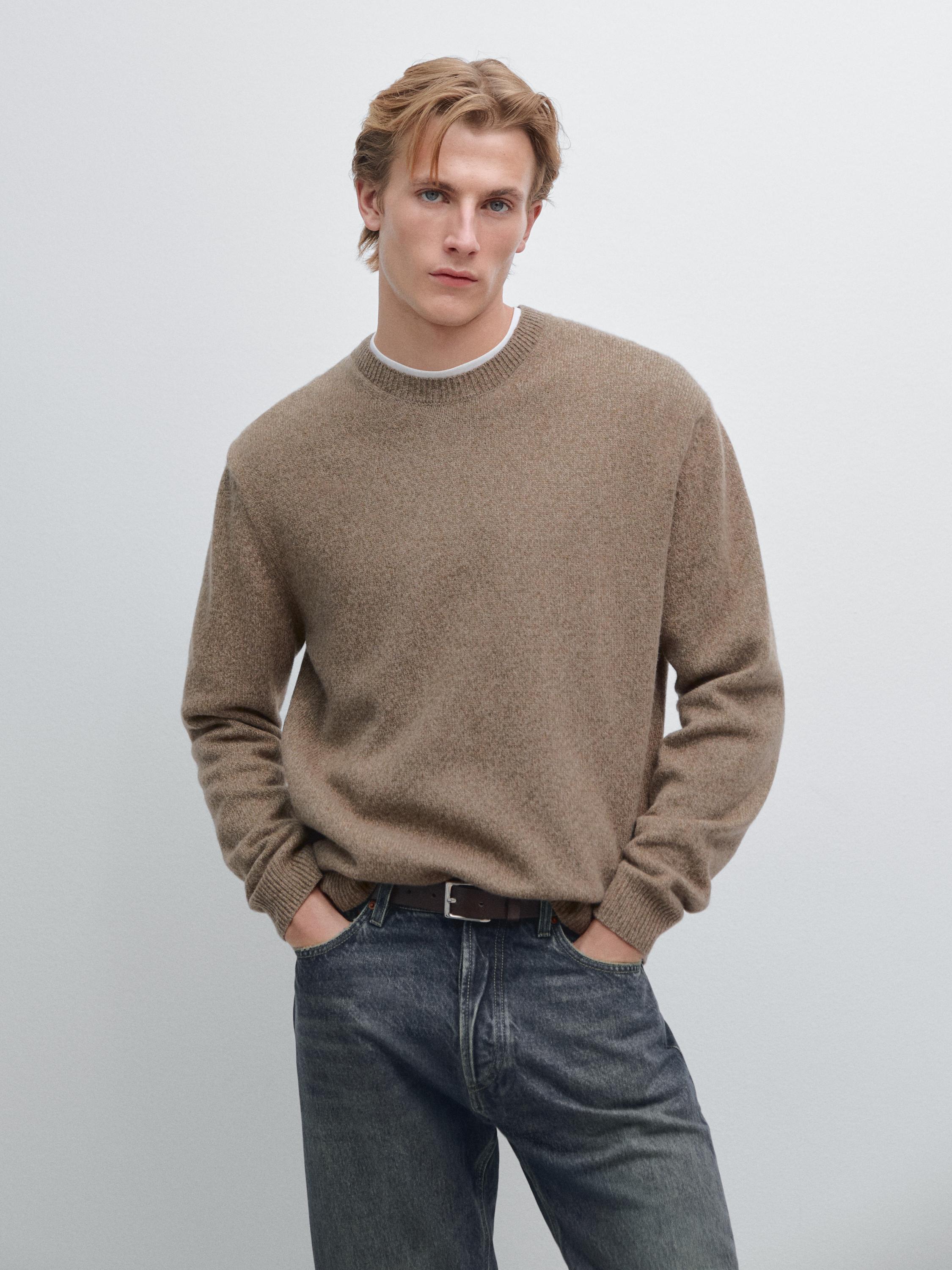 Crew neck melange knit sweater