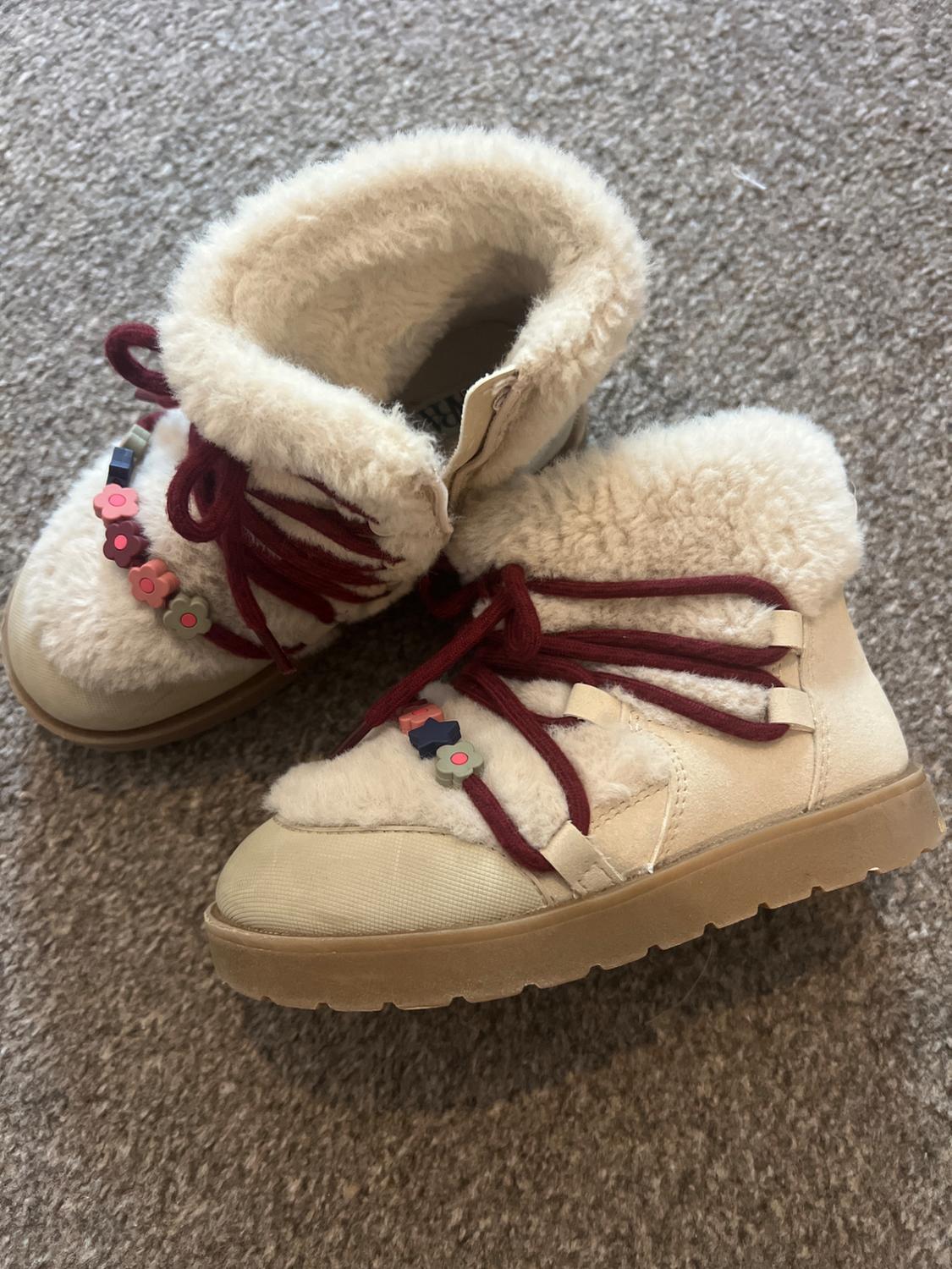 GIRLS FUR BOOTS - Image 2