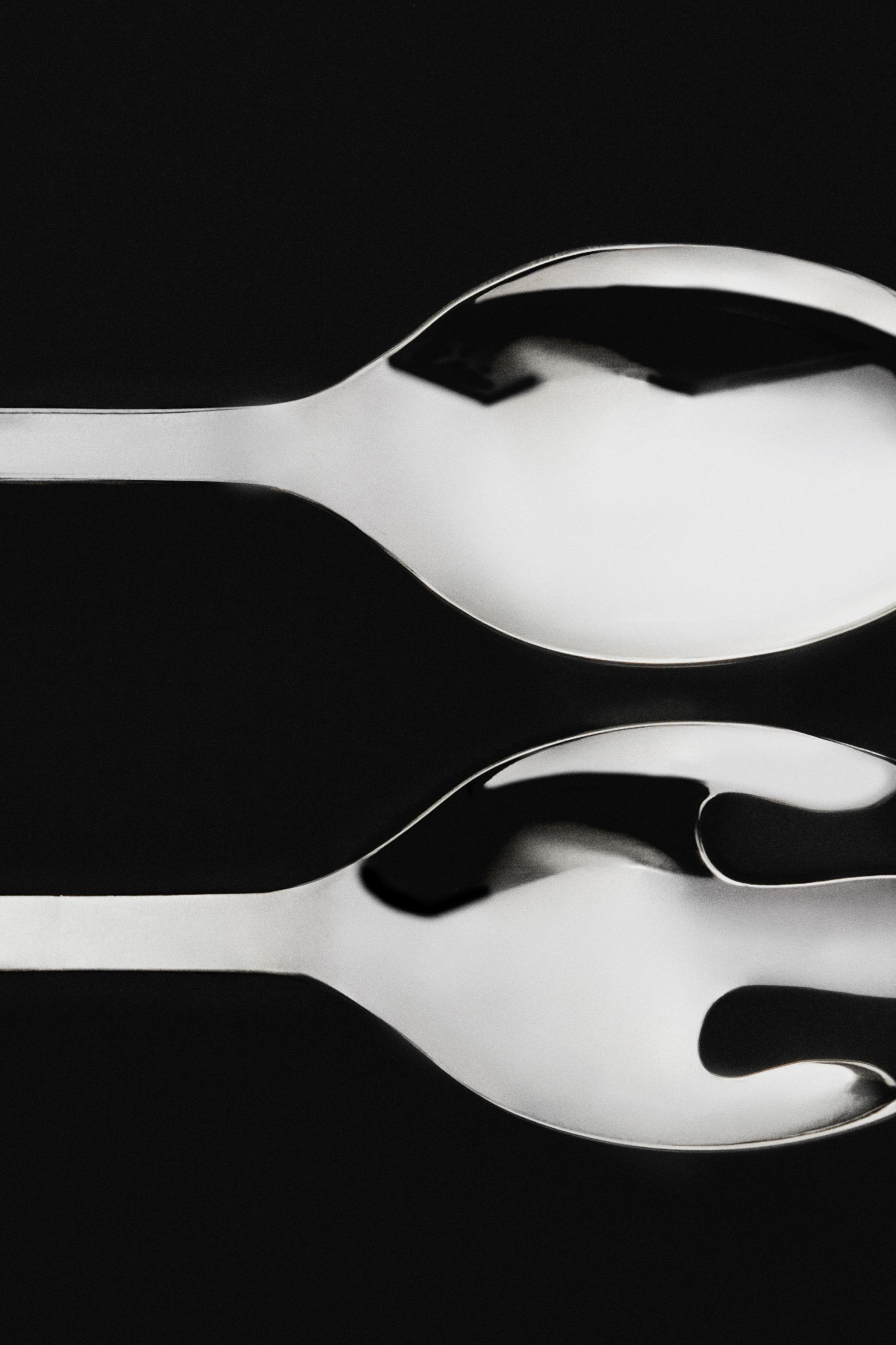 WOODEN SALAD SERVING SET (SET OF 2)