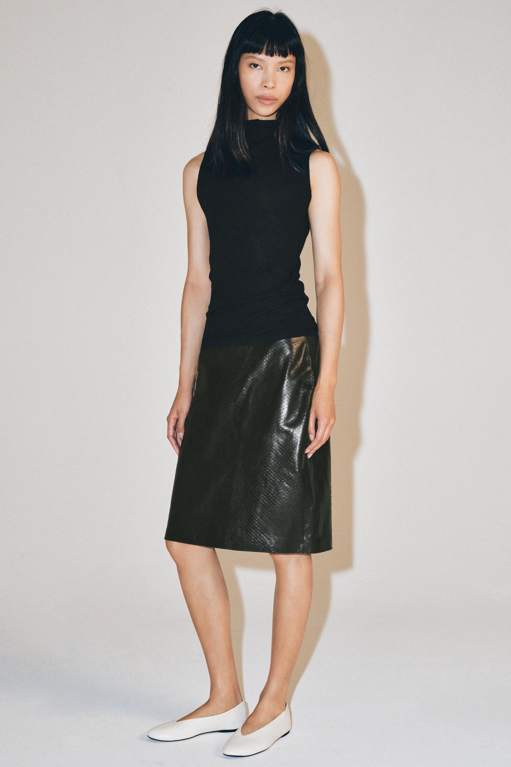 BUTTON-FRONT HIGH NECK TOP — Black