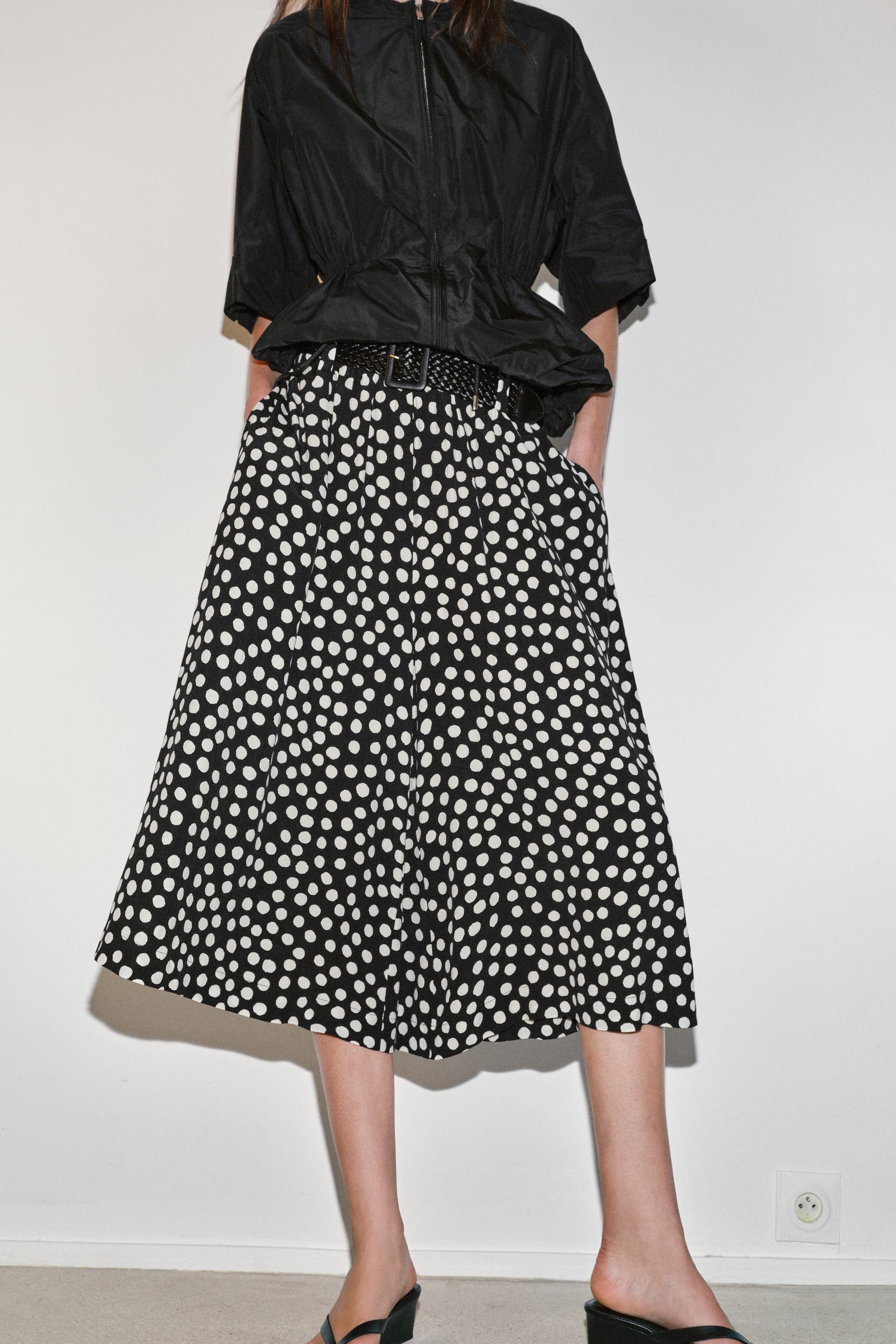 PANTALON JUPE-CULOTTE À POIS AVEC CEINTURE