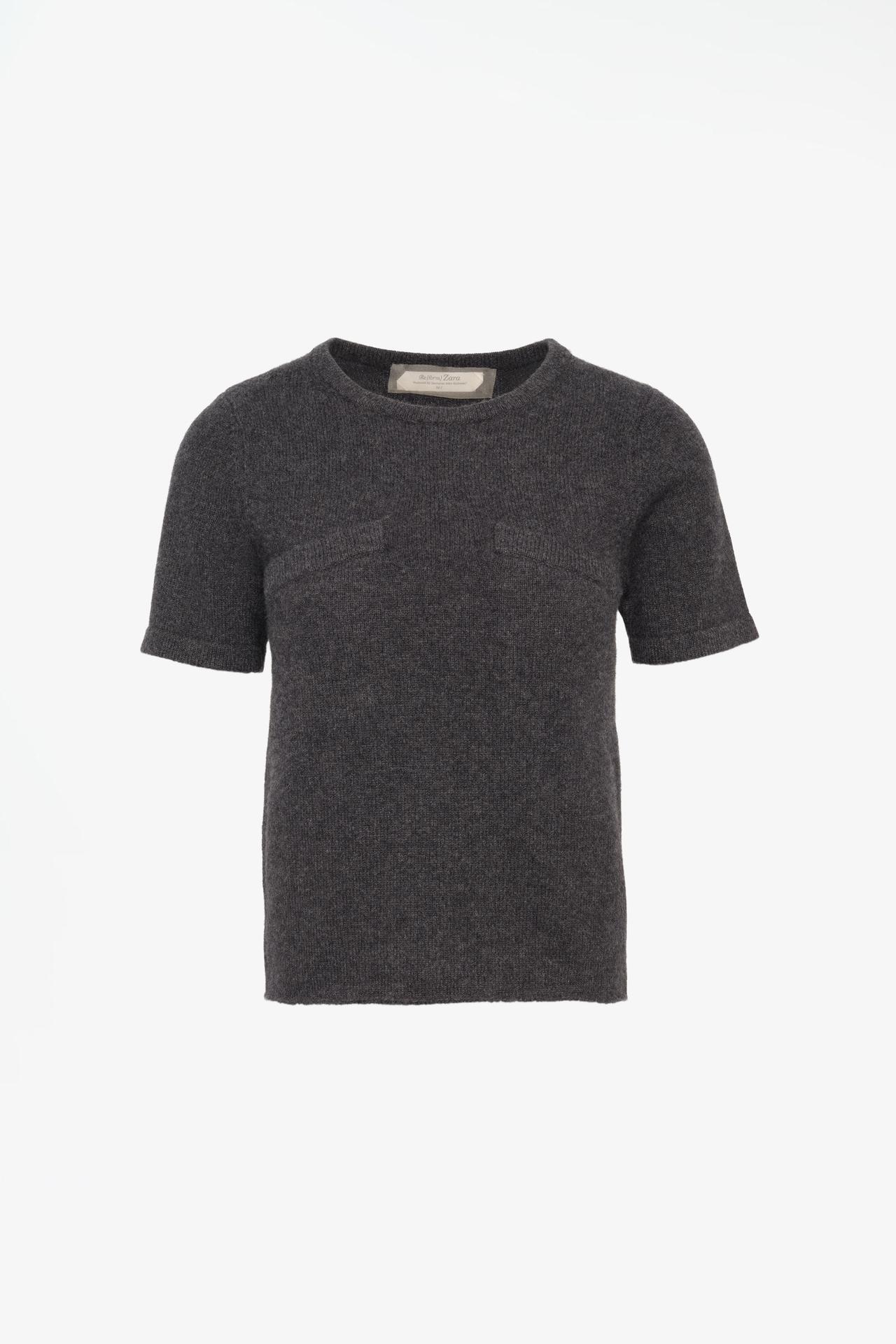 LIMITED EDITION 100% CASHMERE KNIT T-SHIRT — Anthracite grey