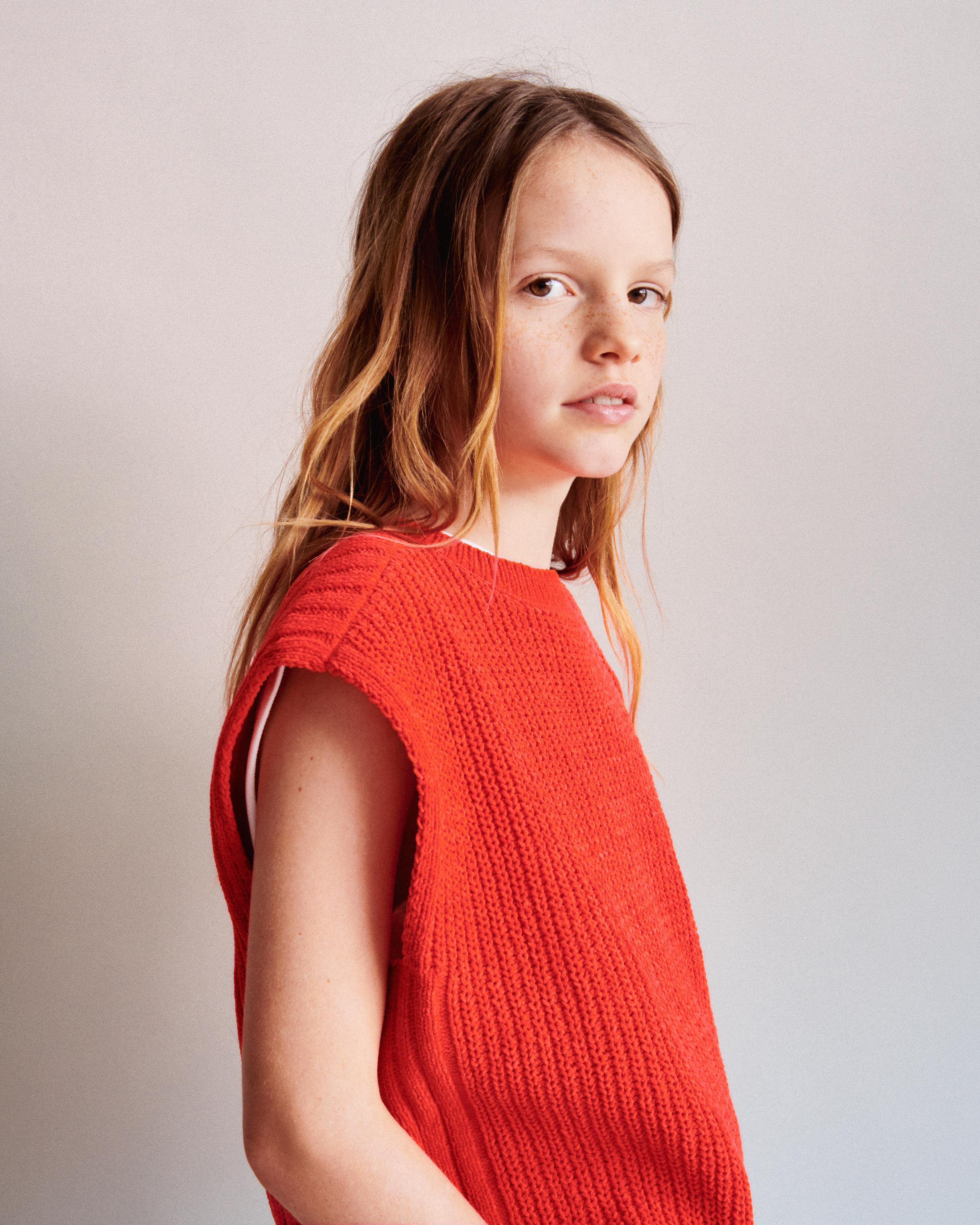 Zara hotsell girls jumpers