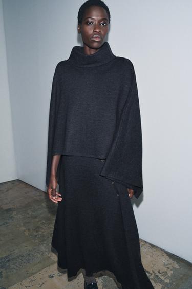 كاب ناعم غير متناسق - رمادي داكن الخاص بـ Zara - صورة 0