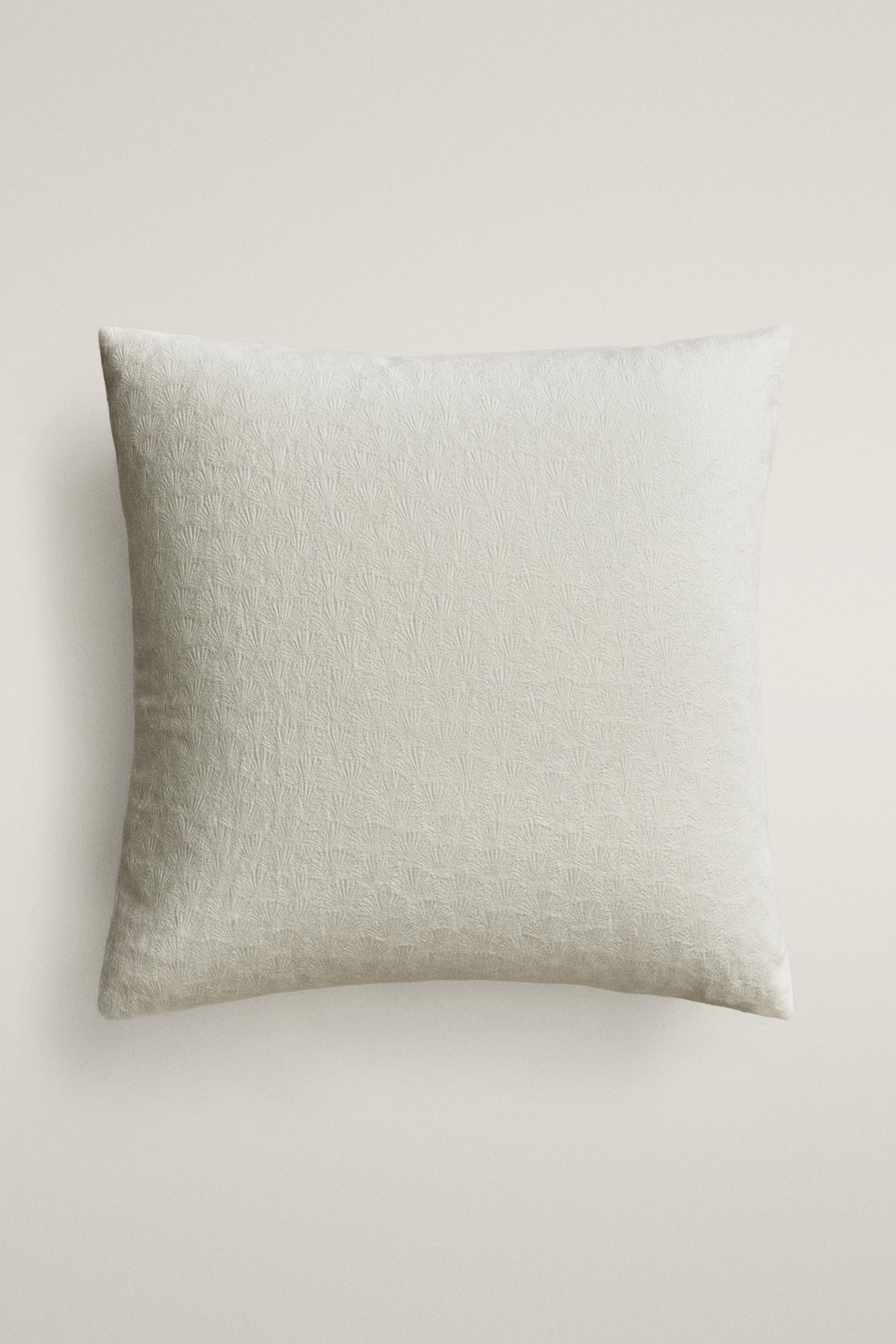 COTTON JACQUARD THROW PILLOW COVER
