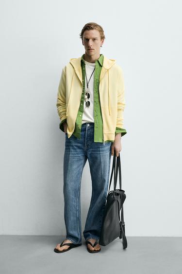 SUDADERA LYOCELL - ALGODÓN CREMALLERA CAPUCHA - Amarillo claro de Zara - Imagen 0