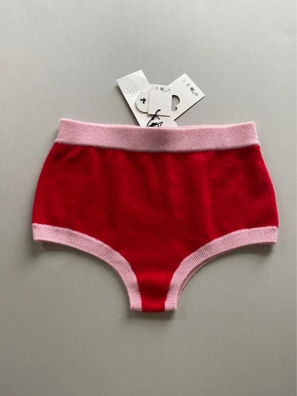 100% CASHMERE KNIT SHORTS HARRY LAMBERT FOR ZARA X DISNEY - Image 2