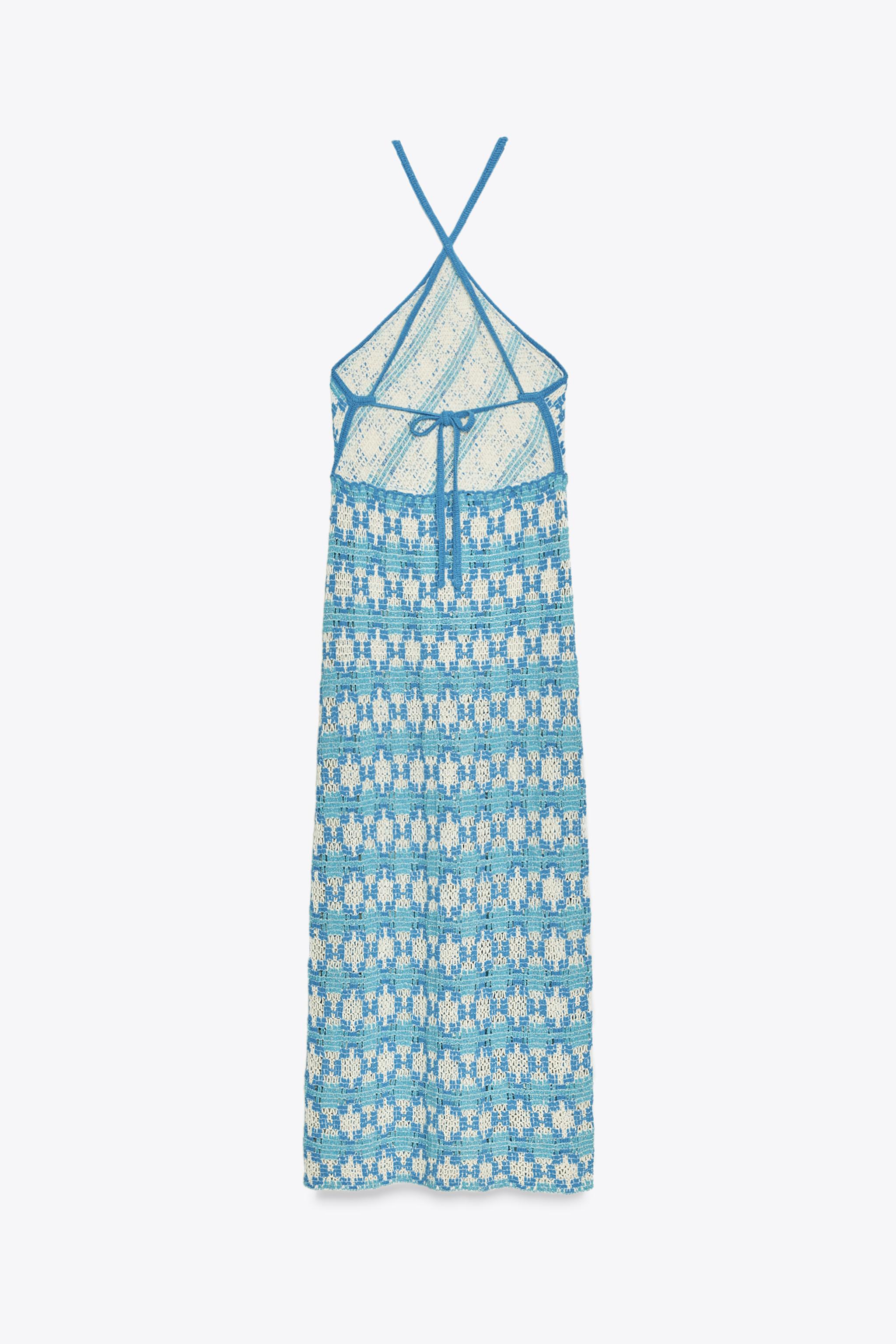ROBE HALTER EN MAILLE