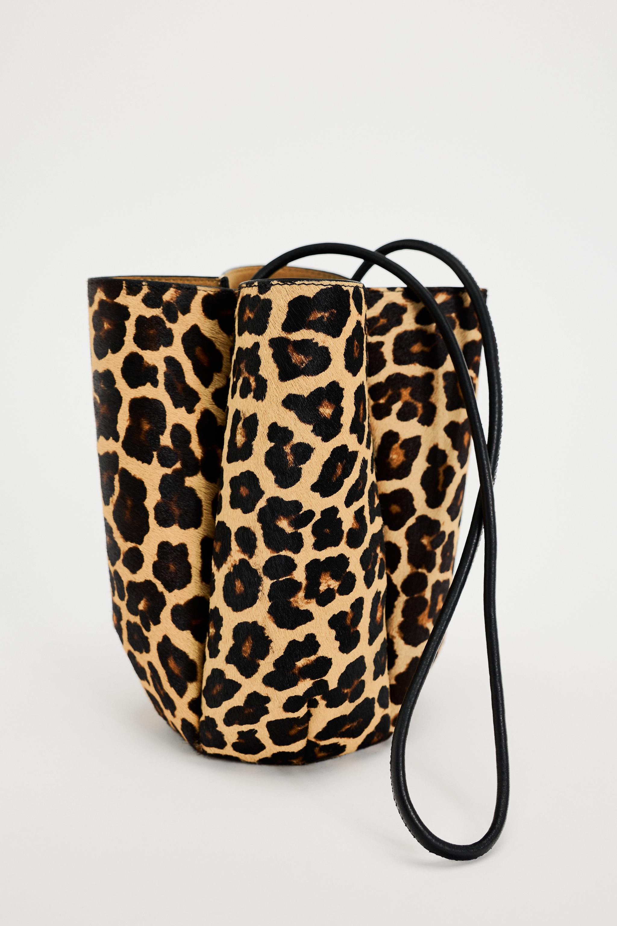 Animal print bucket bag sale