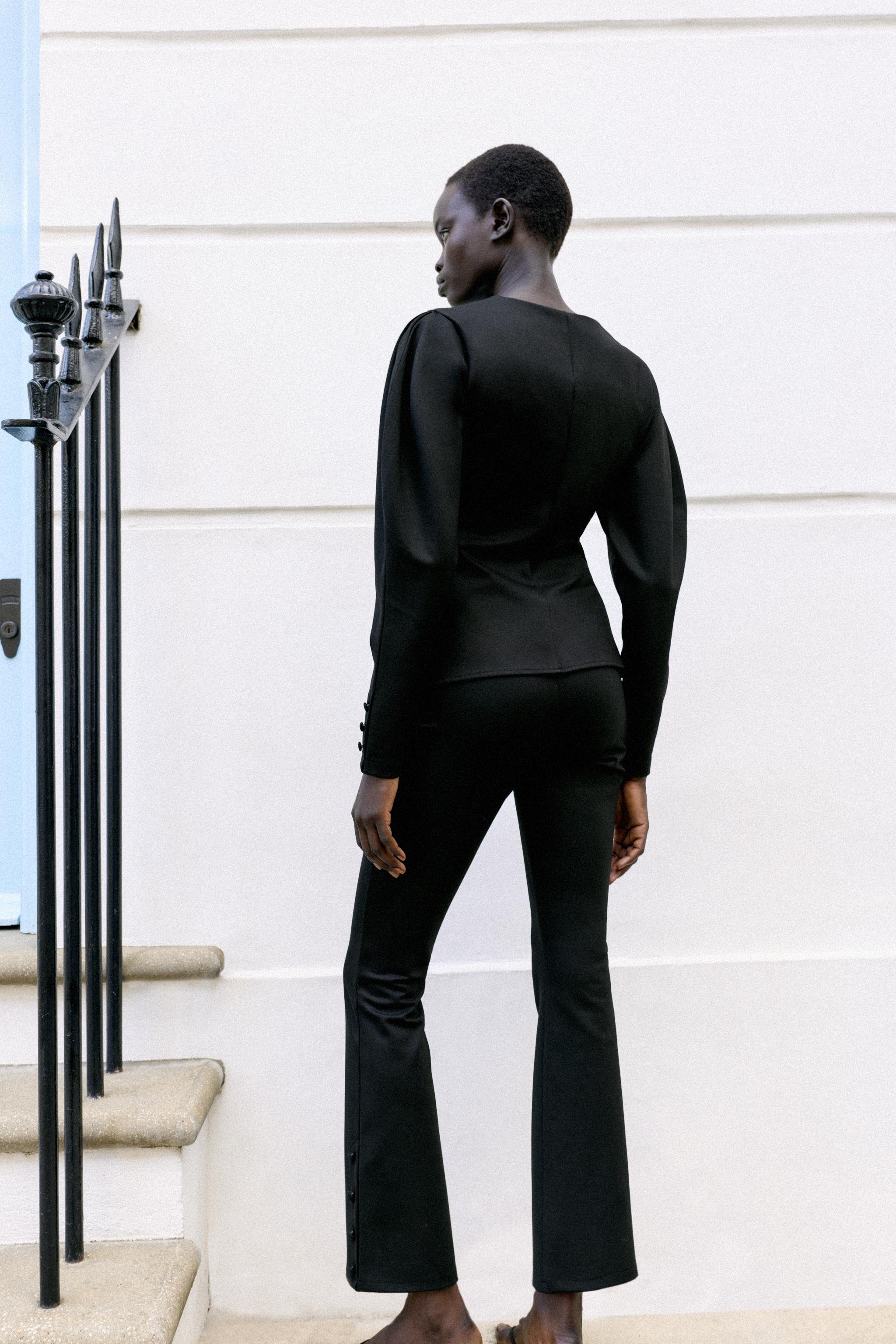 Женские брюки Zara INTERLOCK BUTTON TROUSERS — фото 4