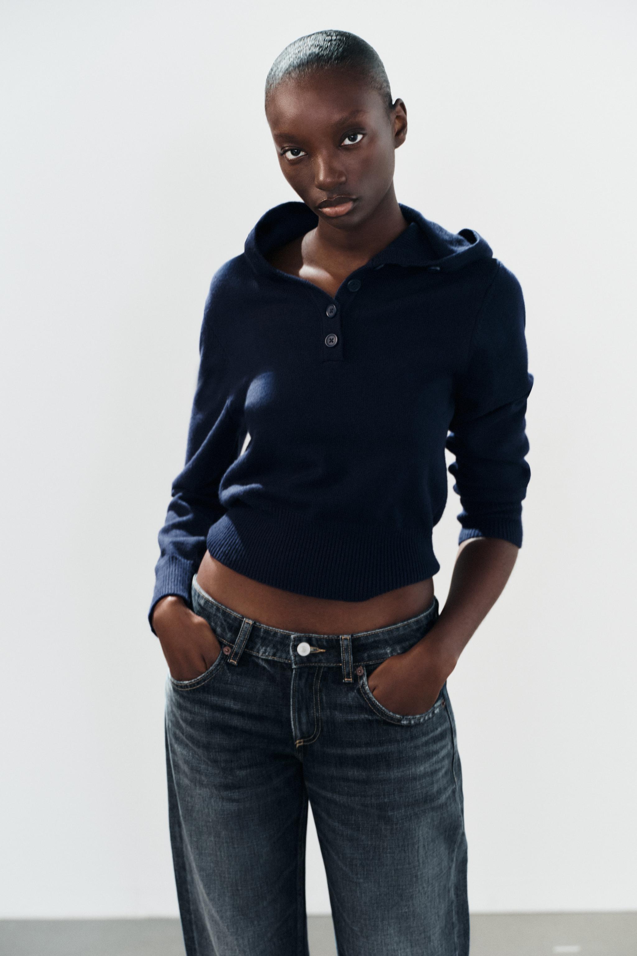 HOODED KNIT JUMPER