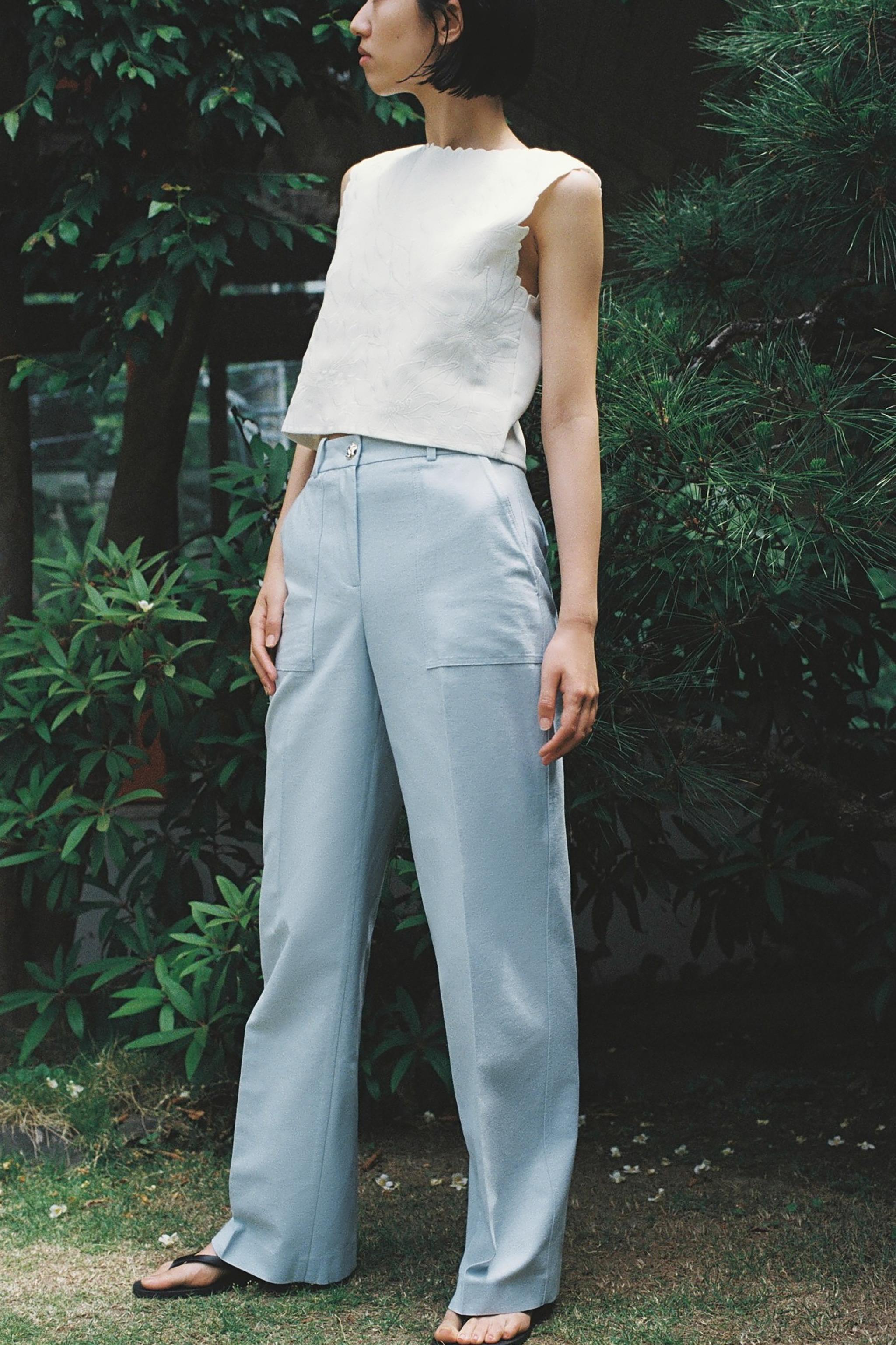 スペイン発送 ZARA ビッグボタン付きストレートパンツ 今季新作 スペイン発送 ZARA テキストジョガーパンツ 人気カジュアル 新作